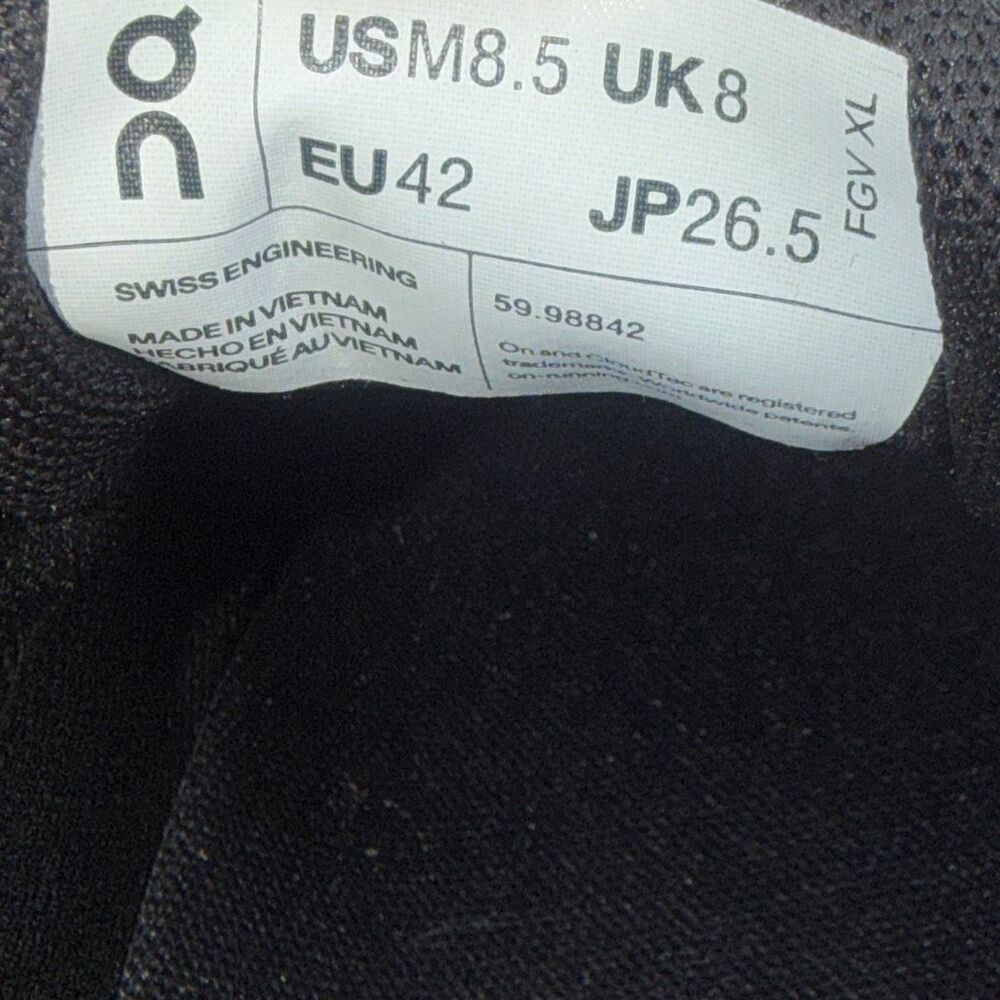ON CLOUD Cloud 5 Waterproof All Black Sneakers-8.5 NEW! - Picture 8 of 10